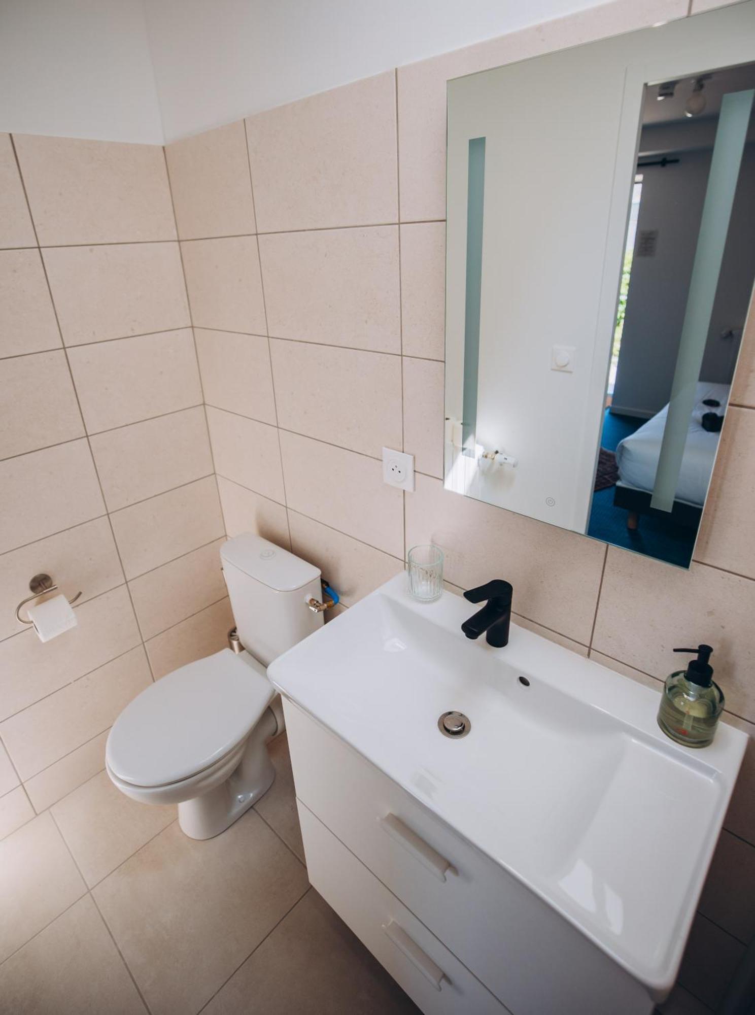 Bigouden Makers Hotel Pont-lʼAbbé Kültér fotó